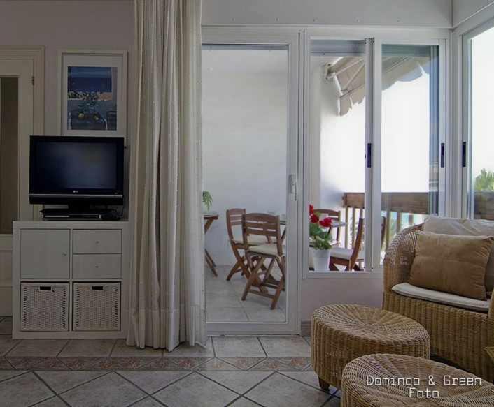 Maricel Apartment En La Playa Калафелл Экстерьер фото